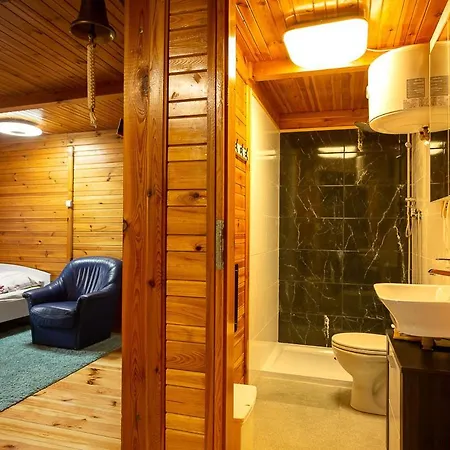 Resort Ab Caloroczne Nad Jeziorem Steszew
