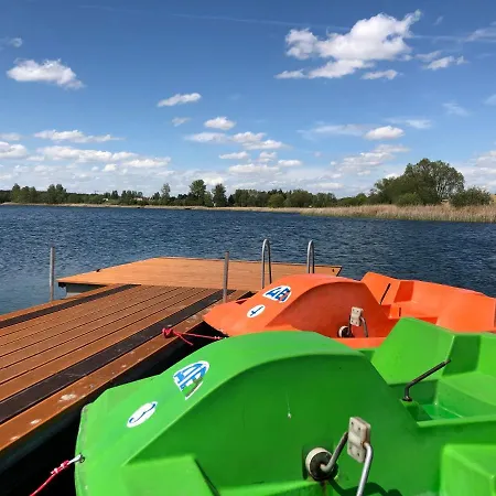 Ab Caloroczne Nad Jeziorem Resort Steszew