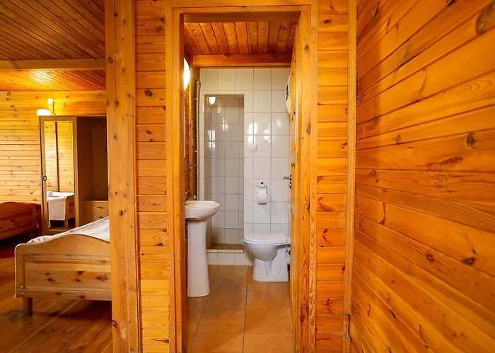 Ab Caloroczne Nad Jeziorem Resort *