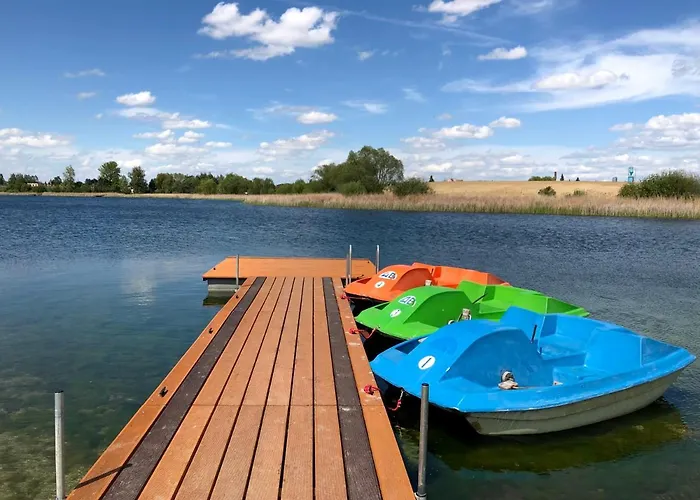Ab Caloroczne Nad Jeziorem Resort